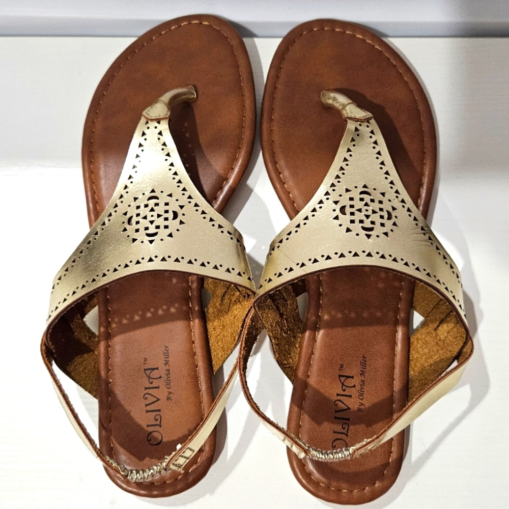 Olivia Miller Gold Brown Women's Flip Flop Size 9